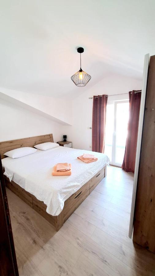 Apartman Tutti Šibenik Eksteriør billede